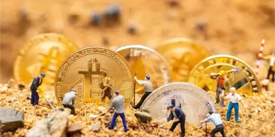 比特币挖矿难度再创新高达102.29T！价格暴涨引发战略储备讨论