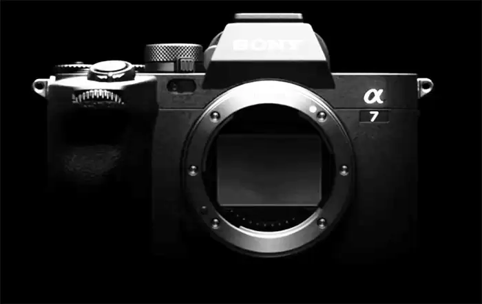 索尼 Alpha 7 IV 全画幅无反相机外观公布,预计12月2日发布