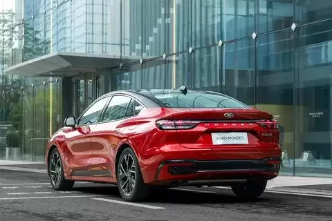 全新蒙迪欧中期改款亮相，12月4日上市，设计焕新动力升级