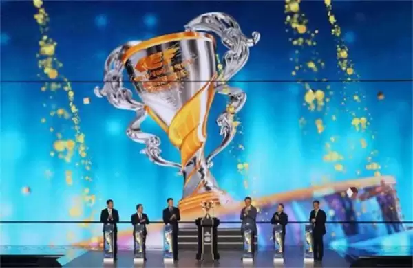 2025中国・E-TOWN电竞节超级冠军杯启幕 北京亦庄打造超元次城市文化品牌地标