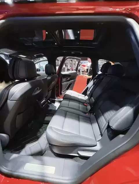 林肯航海家：都市出行的高效舒适之选