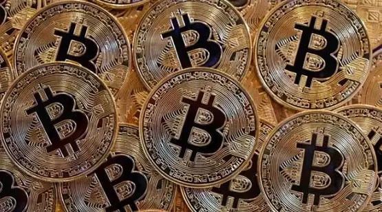 比特币跌破6.3万美元 以太币跌幅达两成！加密市场清算6亿美元