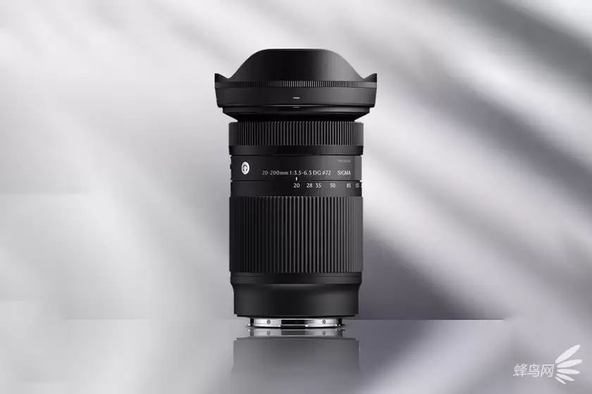 10倍光学变焦镜头 适马20-200mm F3.5-6.3 DG 