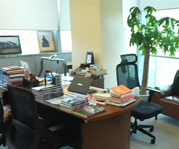 俞敏洪：和员工没隔阂 从未对普通员工发过火