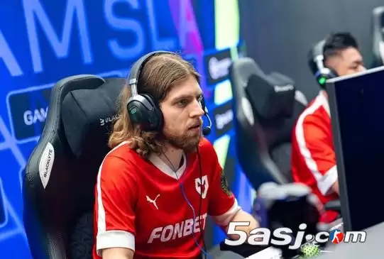 MOUZ让一追二淘汰Yakult Brothers!BLAST Slam V季后热火开战,12月5日对决OG MOUZ让一追二淘汰Yakult Brothers!BLAST Slam V季后热火开战,12月5日对决OG