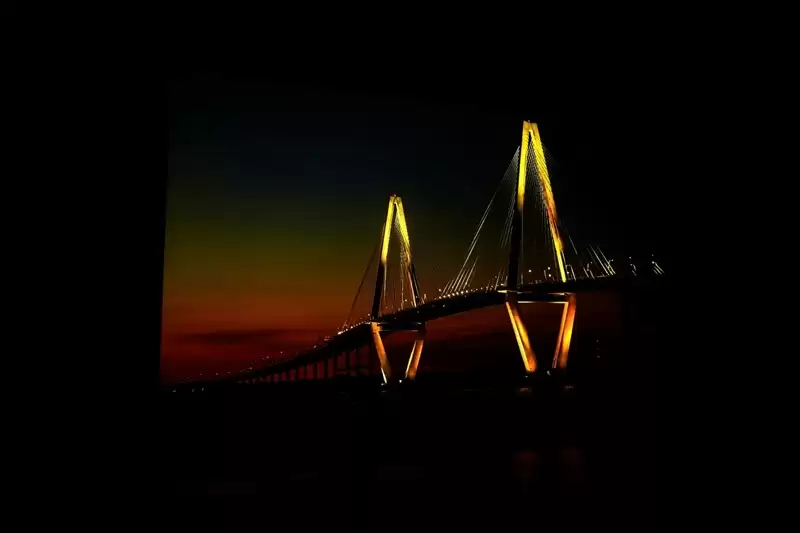 卧室缺一台投影仪吗?哈趣H3 Ultra评测:音画同级无敌 哈曼音箱还可以独立使用