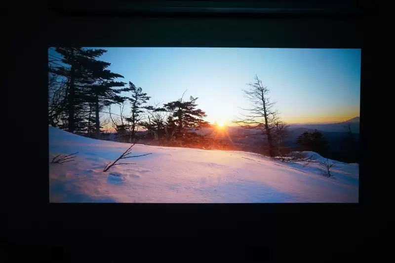 卧室缺一台投影仪吗?哈趣H3 Ultra评测:音画同级无敌 哈曼音箱还可以独立使用