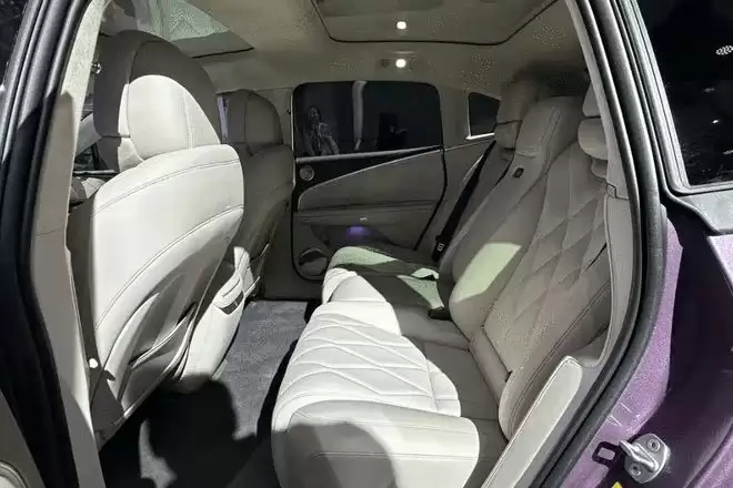 搭载华为乾崑ADS 4 Ultra 昊铂 A800广州车展亮相