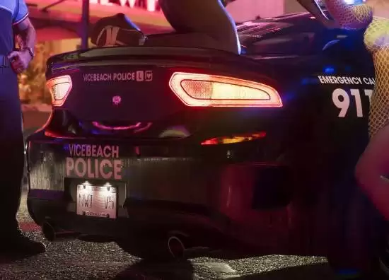 GTA6车辆细节惊艳亮相，引燃竞速大作对比热议