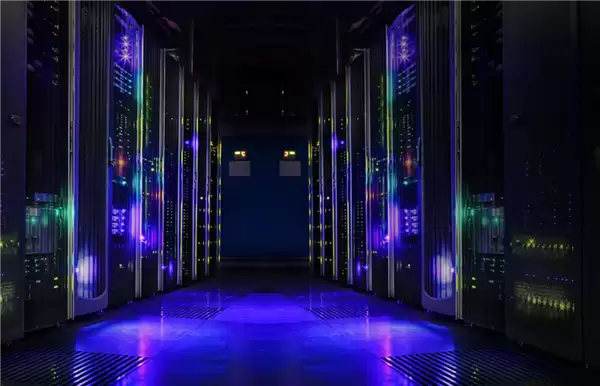 AMD携手HPE推全球首个以太网AI机柜挑战NVIDIA互联霸权