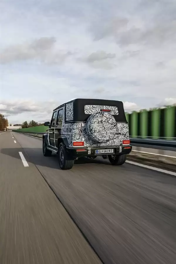 顶奢敞篷回归！全新奔驰大G敞篷版开启路测