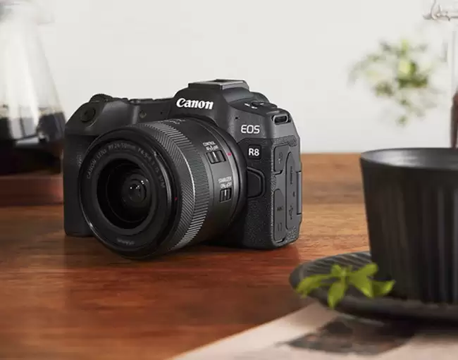 2025年万元内全画幅推荐|佳能R8:轻巧随行,画质与便携兼得的全幅选择