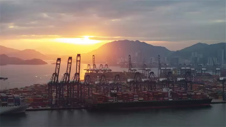 宁波舟山港年集装箱吞吐量首破4000万大关