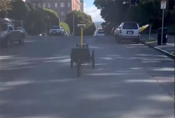 外卖小哥的竞争对手来了!全球首款自动送货自行车现身硅谷