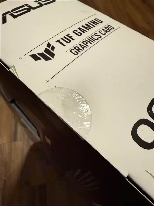 花八千多买RTX 5080却收到石头：买家哭诉不退款也不换货！