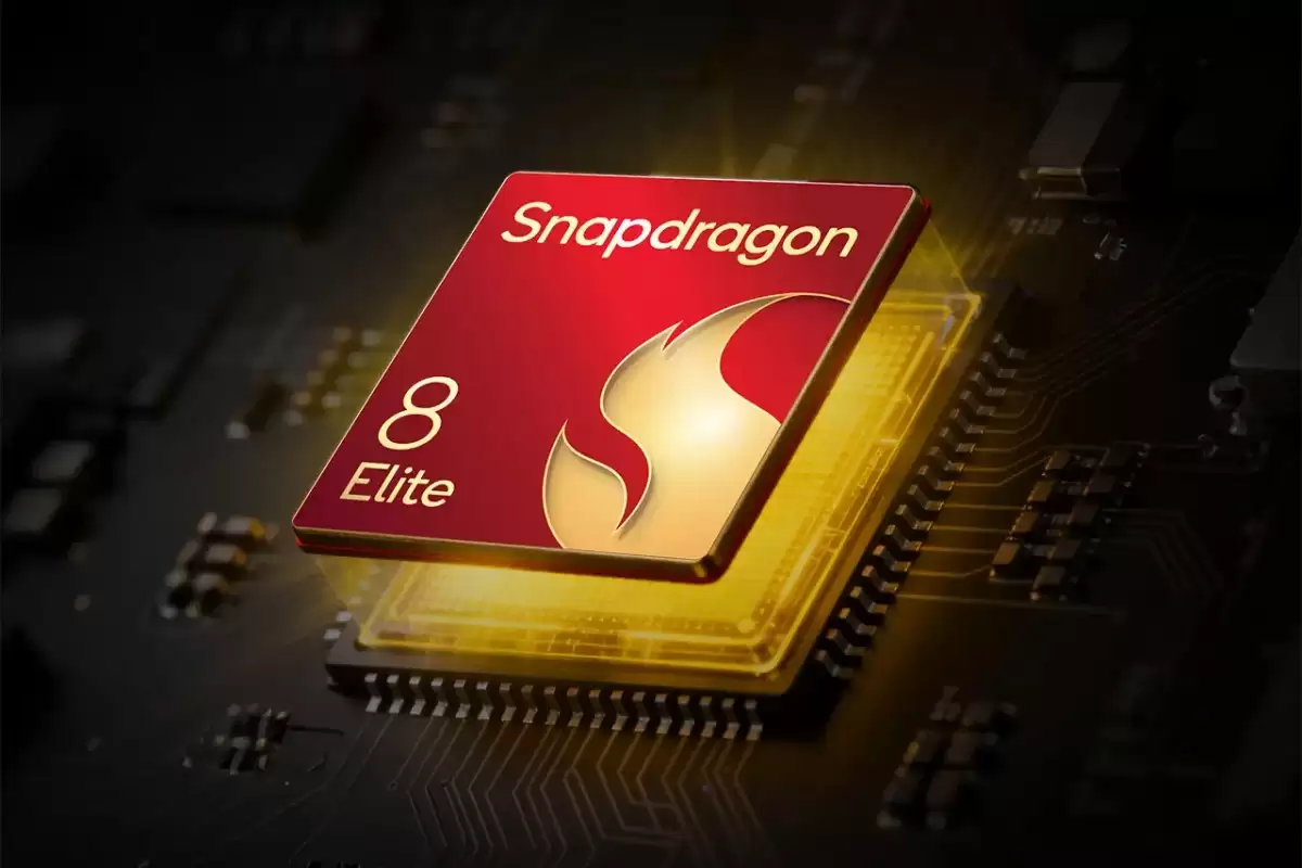 努比亚首款笔记本式折叠屏手机Nubia Fold发布