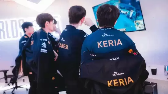 LCK试点教练语音系统:实时指挥将改变赛事格局