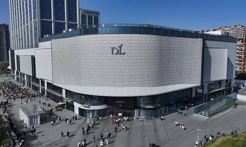 胖东来急了！连夜注册“东来哥”等商标，谁都别想再蹭了