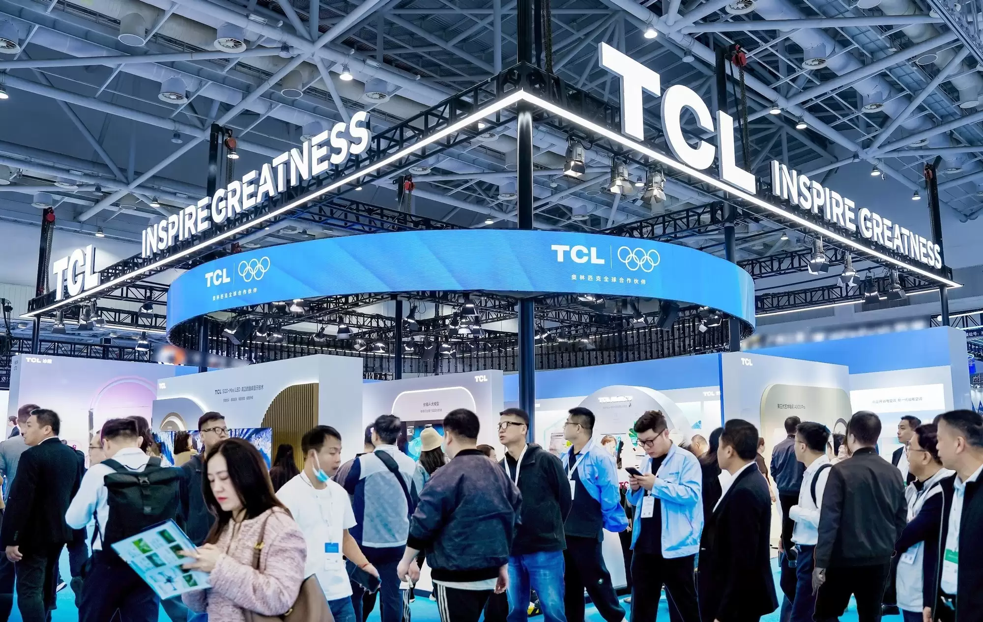 TCL参展首届AIE展，以AI赋能智能制创新未来