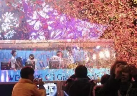 CS1.6二十载传奇：KK平台携手Alex共续FPS荣光