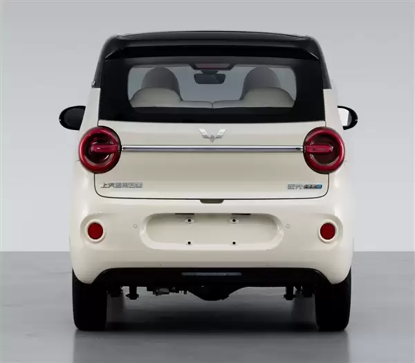 全球销冠焕新 新版五菱宏光MINIEV申报：萌态十足可爱依旧