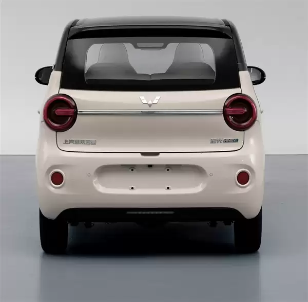 全球销冠焕新 新版五菱宏光MINIEV申报：萌态十足可爱依旧