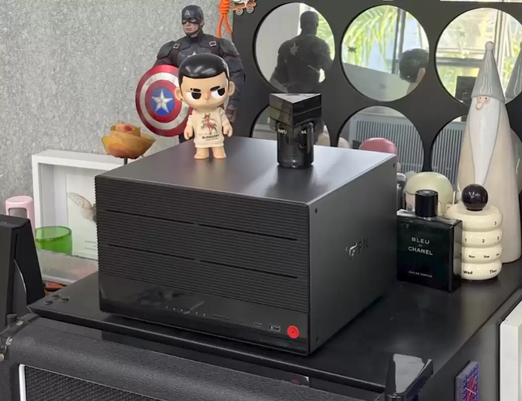 飞牛首款自有 NAS 硬件:双盘位 Evo 2 官宣 12 月 15 日预售