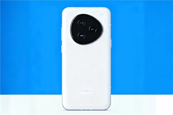 豆包手机助手宣布调整AI操作手机能力：限制金融类、游戏类应用场景