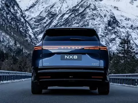 日产NX8实车发布:中大型SUV配800V平台与增程三电选项