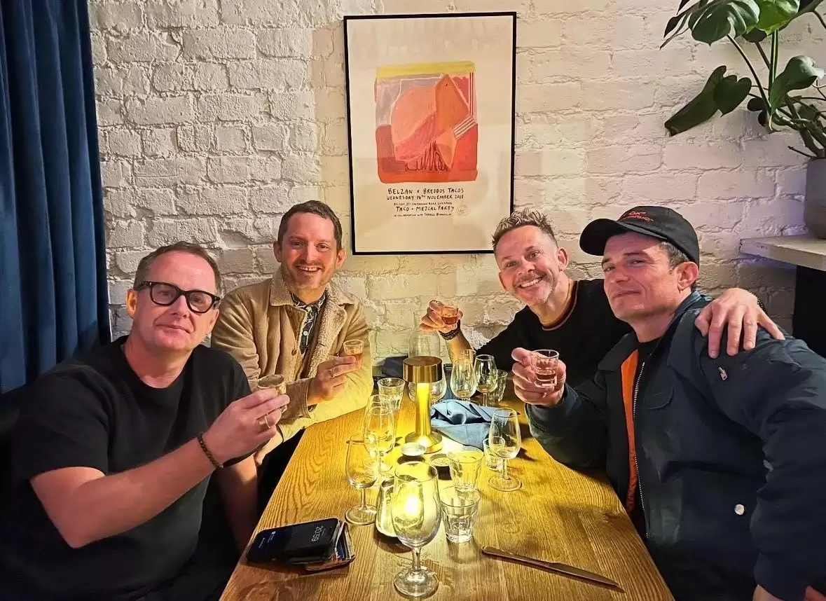 指环王主演重聚!霍比特人与精灵畅谈往事