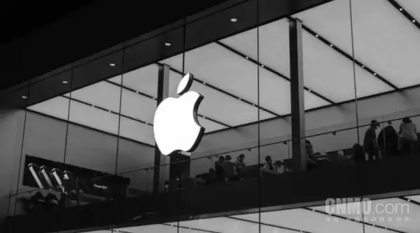 明年秋季登场！苹果首款折叠iPhone传闻汇总：定价或超2万 