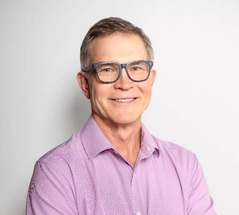 Roblox CEO 巴斯祖基感叹 AI 研究速度:曾博览群书的自己,现在都快看不懂了