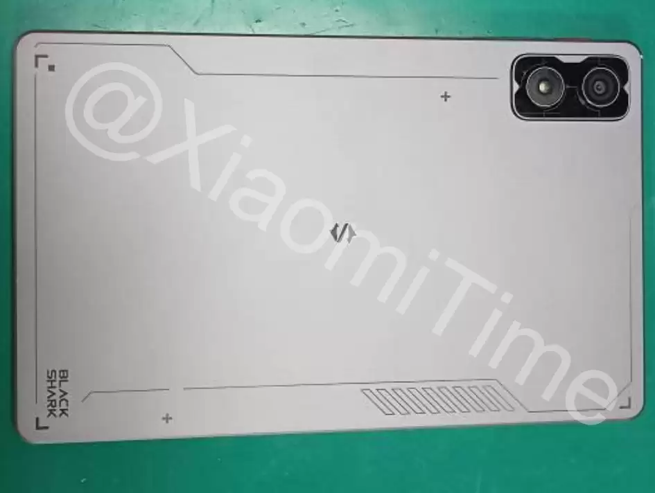 黑鲨海外预热游戏小平板：8.8 英寸屏幕、有望搭载高通骁龙 8s Gen 3 芯片