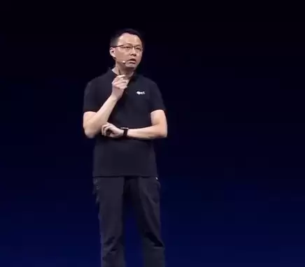 地平线副总裁苏箐给智驾“浇冷水”:自动驾驶行业的苦日子要来了