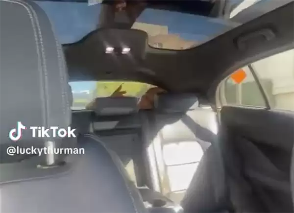 女子打自动驾驶出租车 后备箱里竟然藏着一光头男