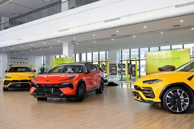 For Me?这台莲花插混SUV是for谁?