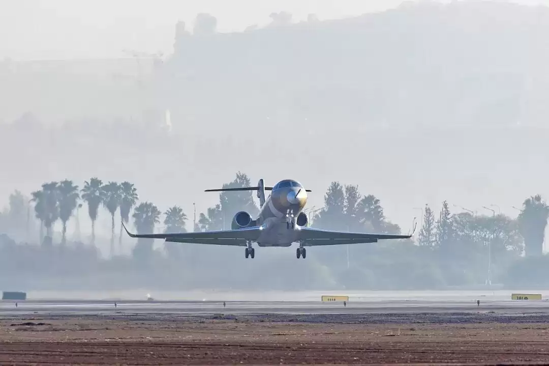 湾流G300首飞成功开启全面试飞