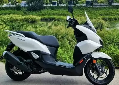 五羊本田NWT150：实用与安全兼备的高性价比踏板新选择