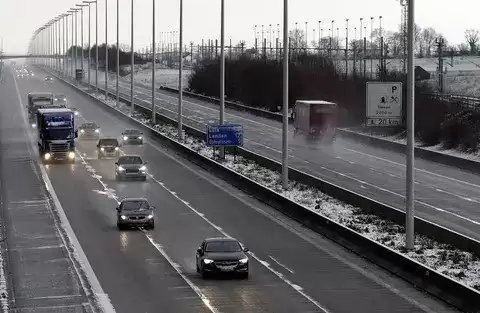 欧洲取消禁燃令：2040停售燃油车政策取消，2035减排目标调整为90%