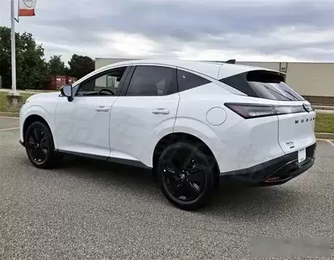 全新楼兰亮相:设计革新+2.0T动力,能否重燃燃油SUV市场?