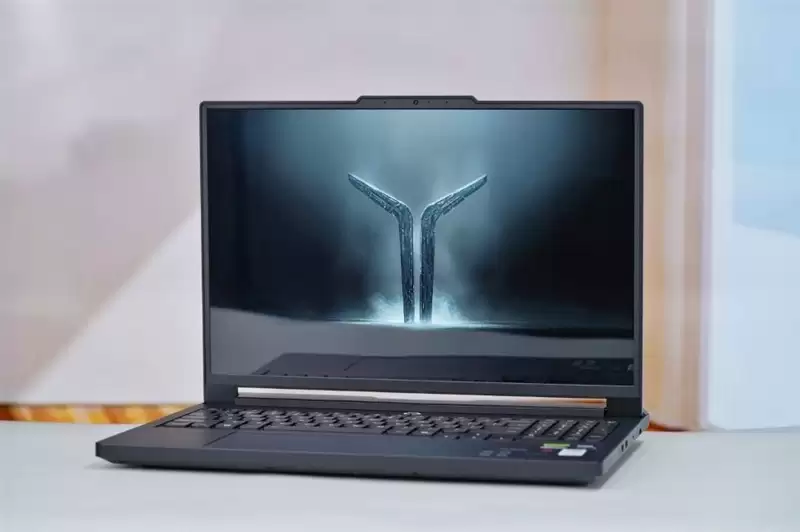 联想拯救者Y9000P笔记本评测:3A游戏无压力 特殊时刻长江存储更值得信赖