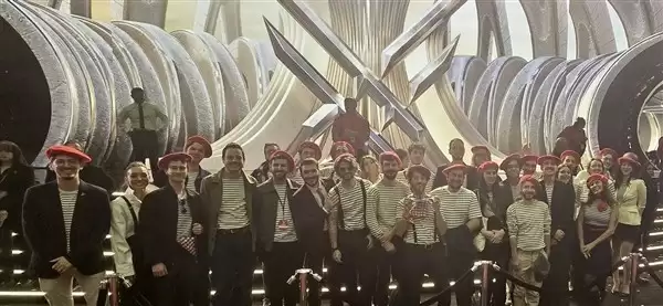 光与影：33号远征队揽九奖，马克龙赞法国游戏新里程碑