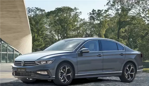 一汽大众迈腾遭车主集体投诉：变速箱进入紧急模式 奇数挡挂不上