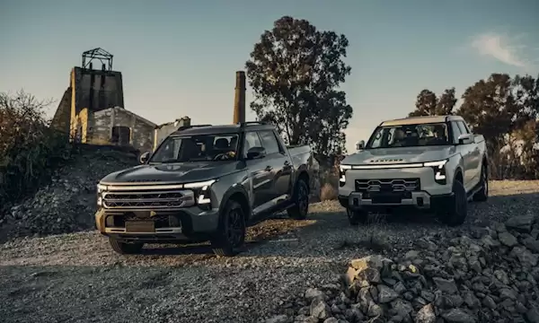 中国车企拯救“桑塔纳”：国产车换个标转手卖37万