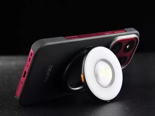 OPPO哈苏磁吸闪光环灯上手：199元闭眼入