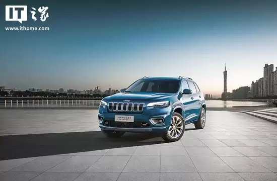 因倒车灯高度不符合标准,克莱斯勒(中国)召回部分进口吉普自由光汽车