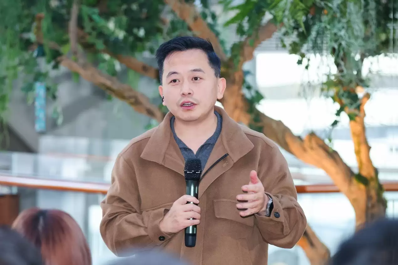 荣耀官宣 WIN 系列将于本月发布，规划平板等多终端产品