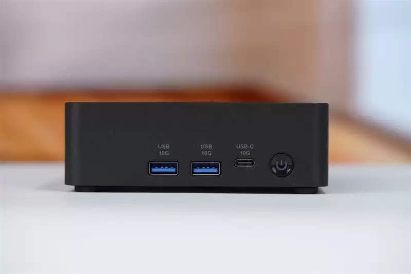 微星迷你电脑搭载长江存储PC411 SSD