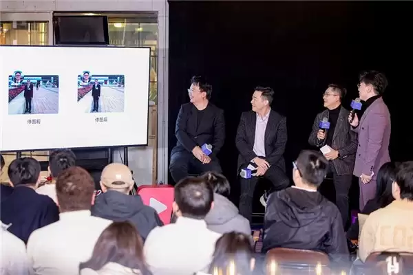 超能小艺的微醺坦白局：AI 的未来是成为“懂”你的贴心伙伴