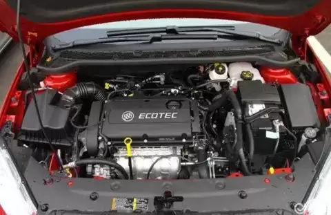 别克英朗发动机异响原因及维修保养全解析